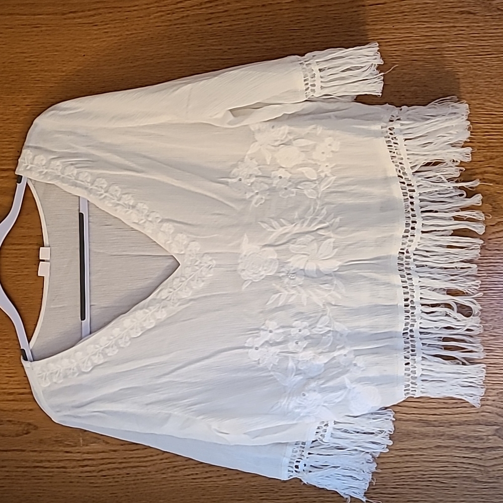 Melrose and Market Embroidered Fringe V-Neck Top Size XL Bohemian